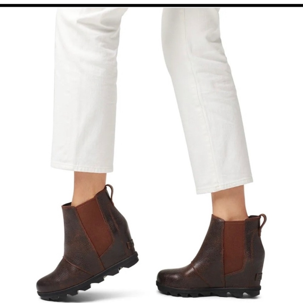 Sorel Joan‎ of Arctic II Chelsea Wedge Boots Brown Leather Size 8